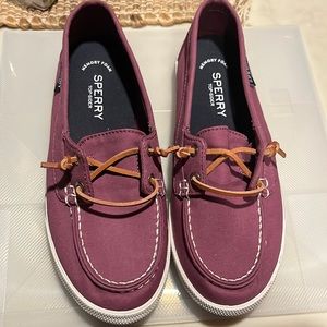 Sperry slip-on canvas shoes